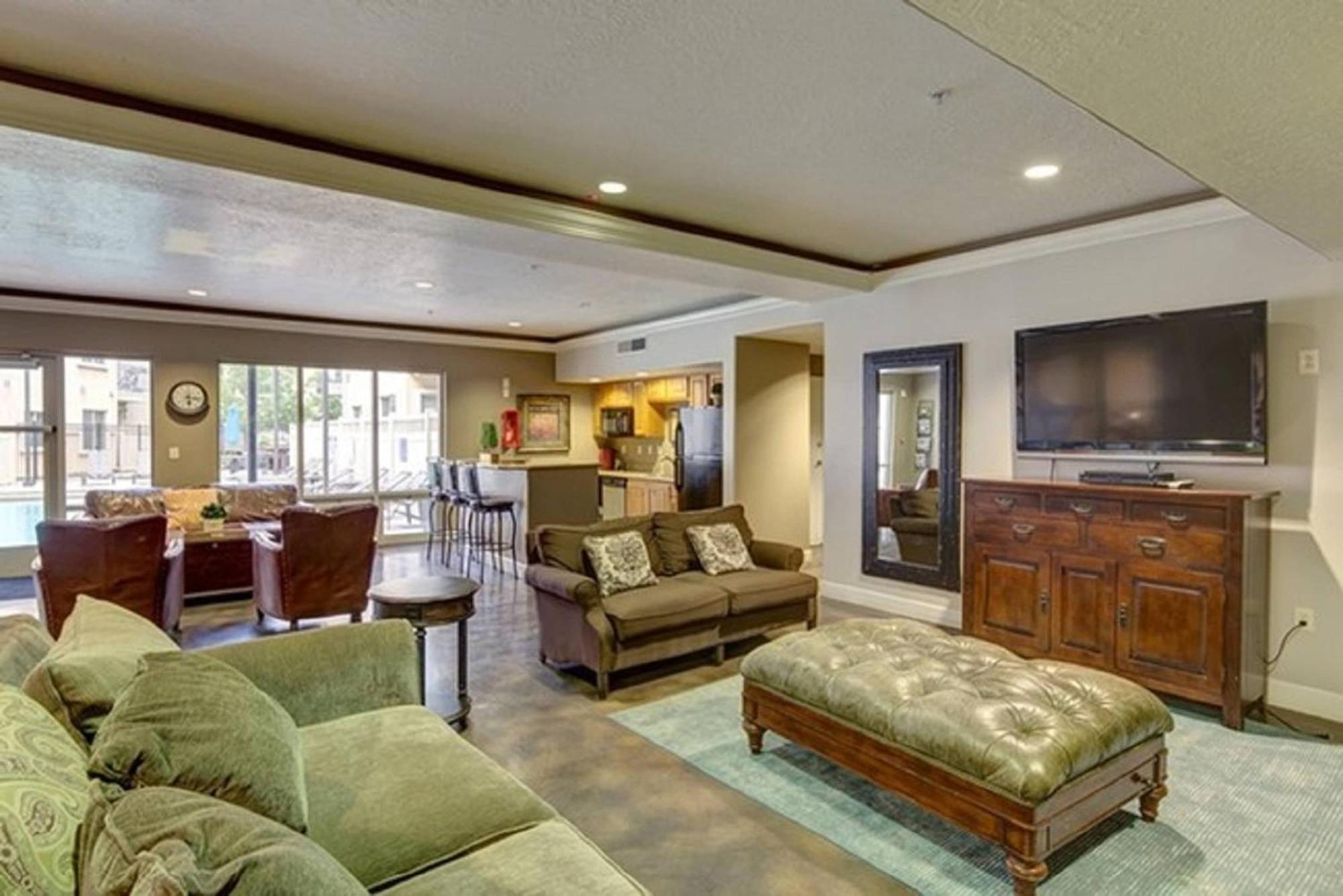 Deluxe Downtown Condo Close To Everything! Salt Lake City Exteriör bild