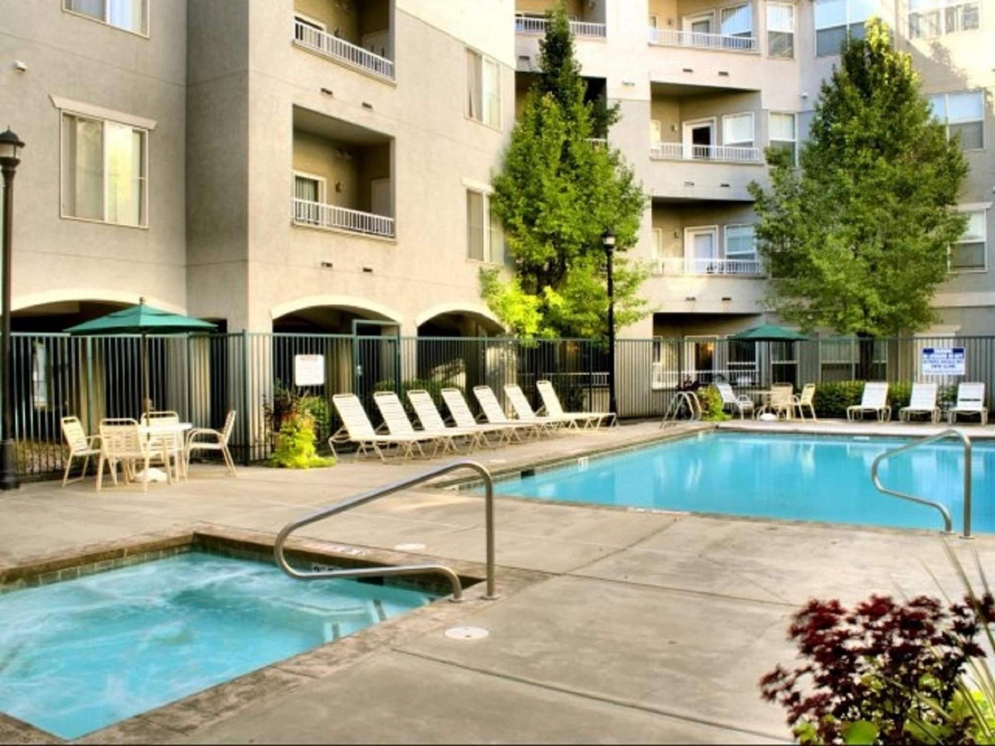 Deluxe Downtown Condo Close To Everything! Salt Lake City Exteriör bild